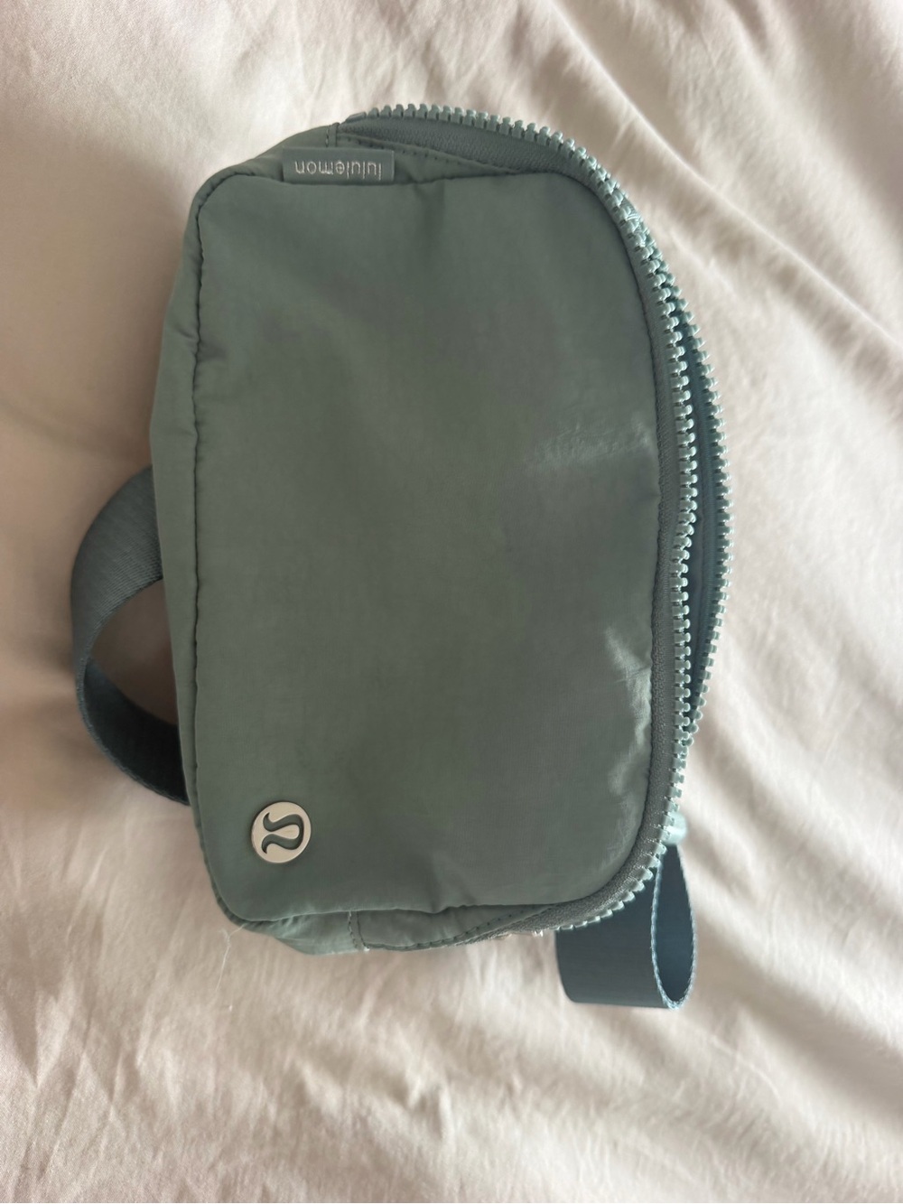 lululemon athletica Men’s Teal Belt Bag